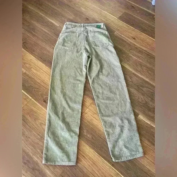 Empyre Tori 90’s khaki Corduroy Skate Pants sz 4 - Picture 5 of 9
